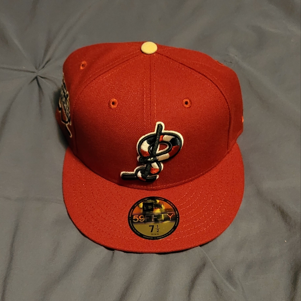 Dionic Worldwide Phoenix Coral Snakes New Era 59Fifty - Size 7 1/2
